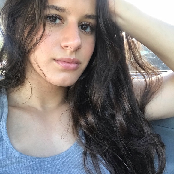 Meet your Posher, Kristen - Picture 1 of 1